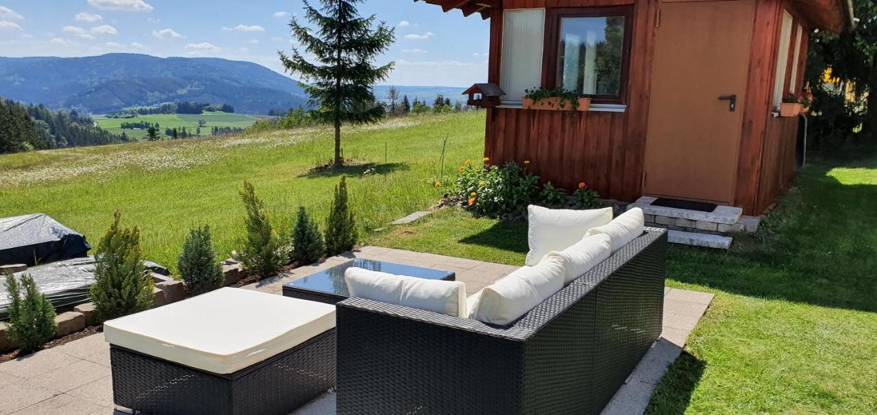 Moderne Ferienwohnung Mit Eigenem Garten Und Traumhaften Blick Wilhelmsthal Bagian luar foto