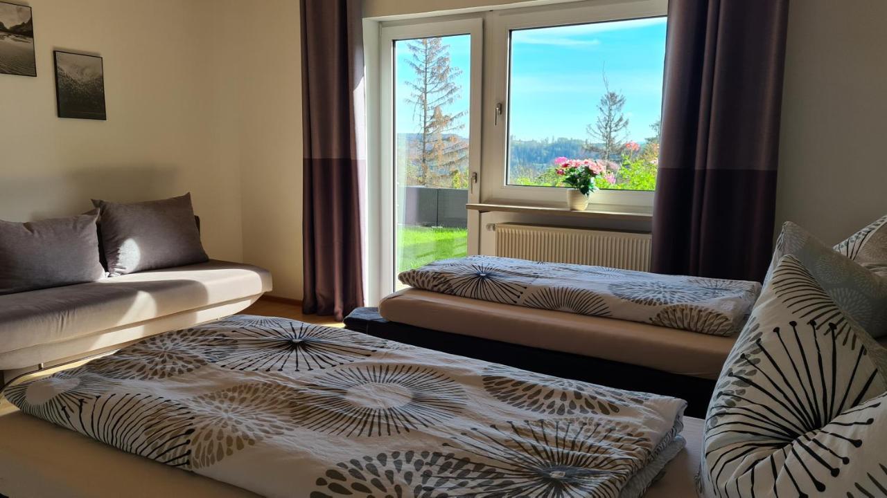Moderne Ferienwohnung Mit Eigenem Garten Und Traumhaften Blick Wilhelmsthal Bagian luar foto